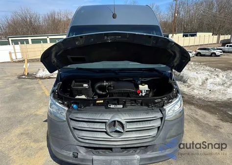 2019 Mercedes-Benz Sprinter 2500/3500 из США, поврежденный, VIN WD4PF0CD3KP099280